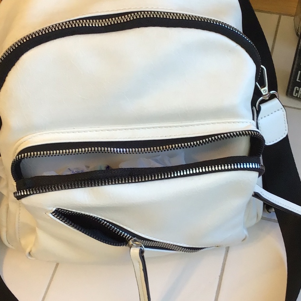 Vegan Leather Roomy Backpack/Shoulder Bag (#7) - Picture 3 of 8
